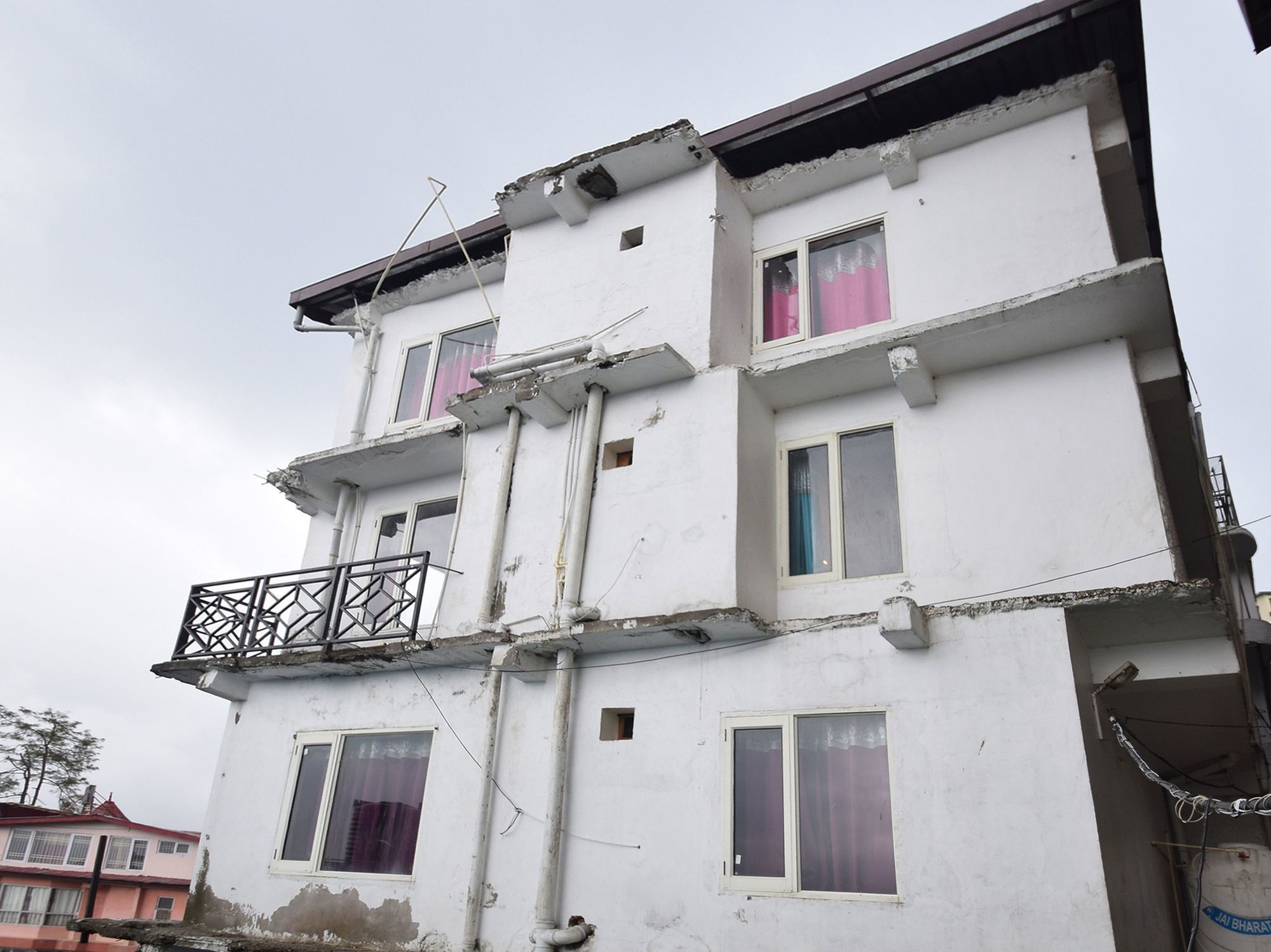 Oyo 8439 Hotel Howard Shimla Ngoại thất bức ảnh