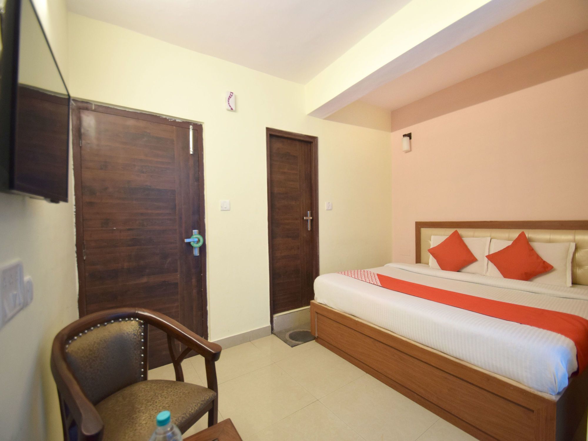 Oyo 8439 Hotel Howard Shimla Ngoại thất bức ảnh